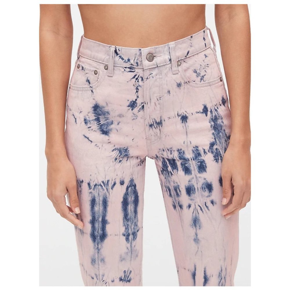 GAP – High Rise Tie-Dye Cheeky Straight Jeans